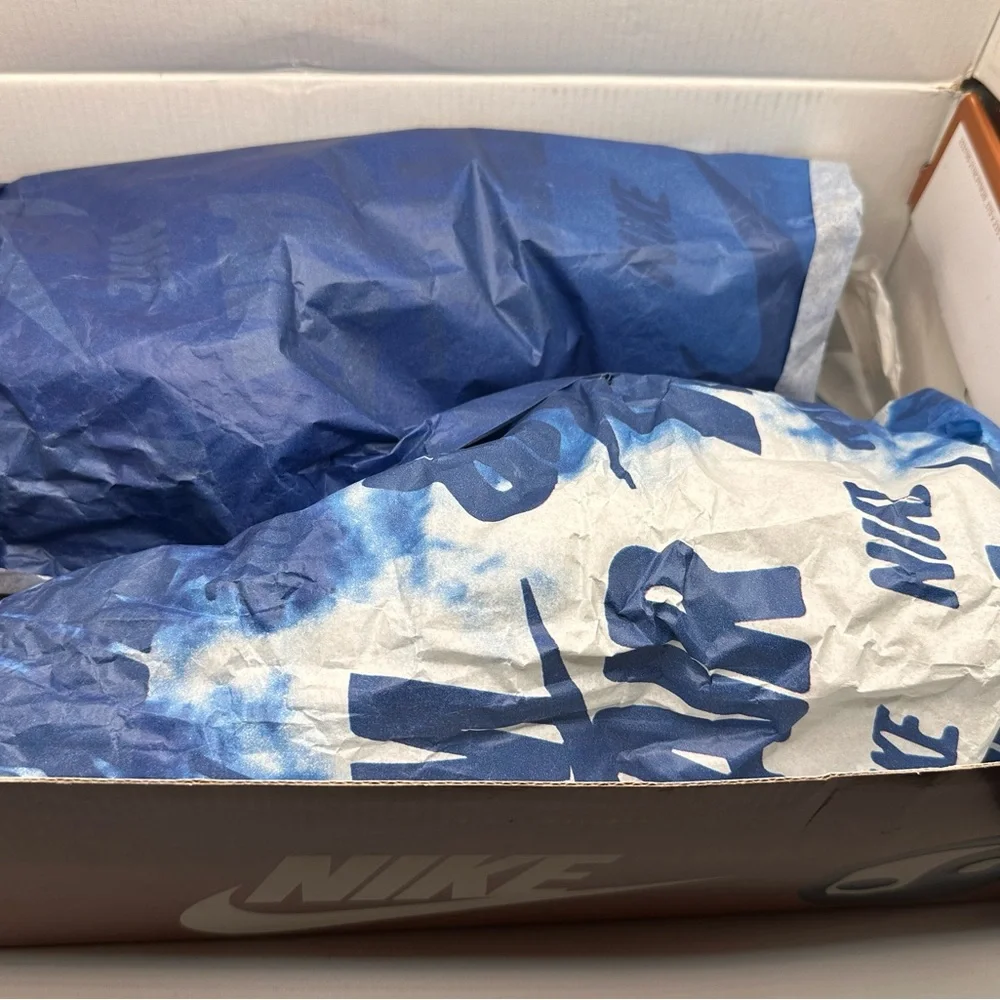 Nike CPFM Flea 1 in Forest Green and Sail - Picture 2 of 11